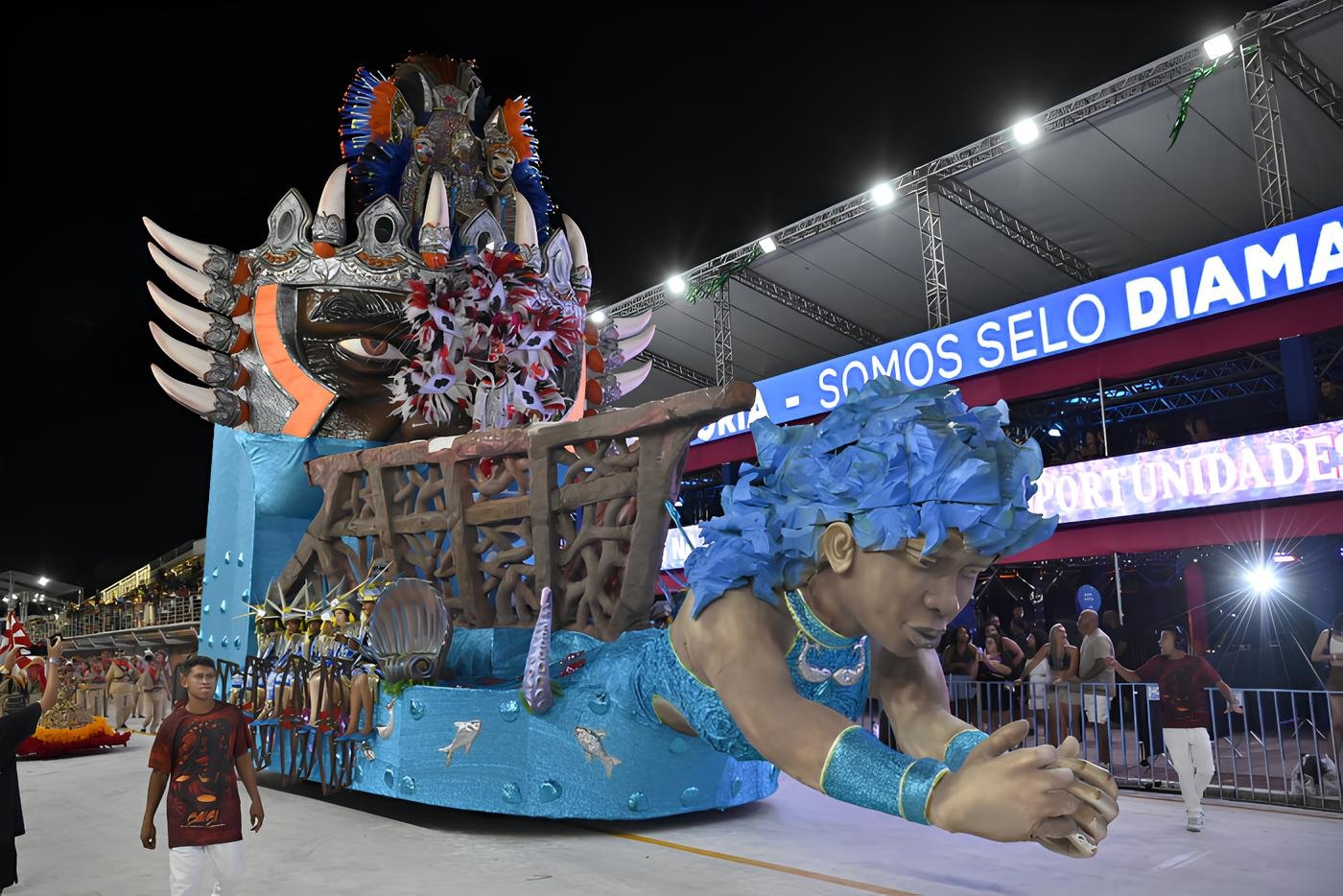 Carnaval de Vitória 2026: Barreiros é campeã da Série Ouro e volta ao Grupo Especial
