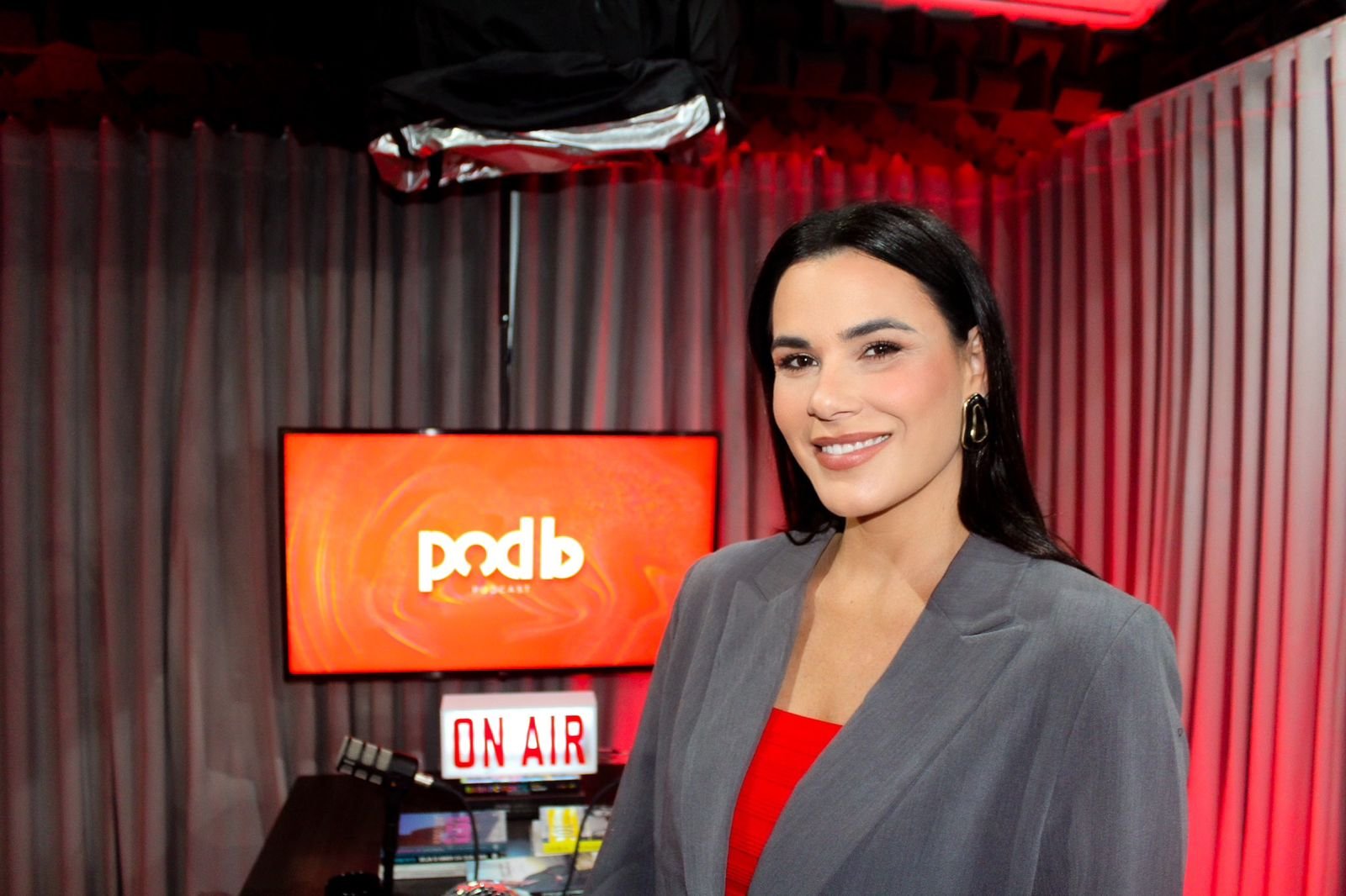 DJ Dani Brandão lança podcast que vai destacar mulheres na cena cultural do ES