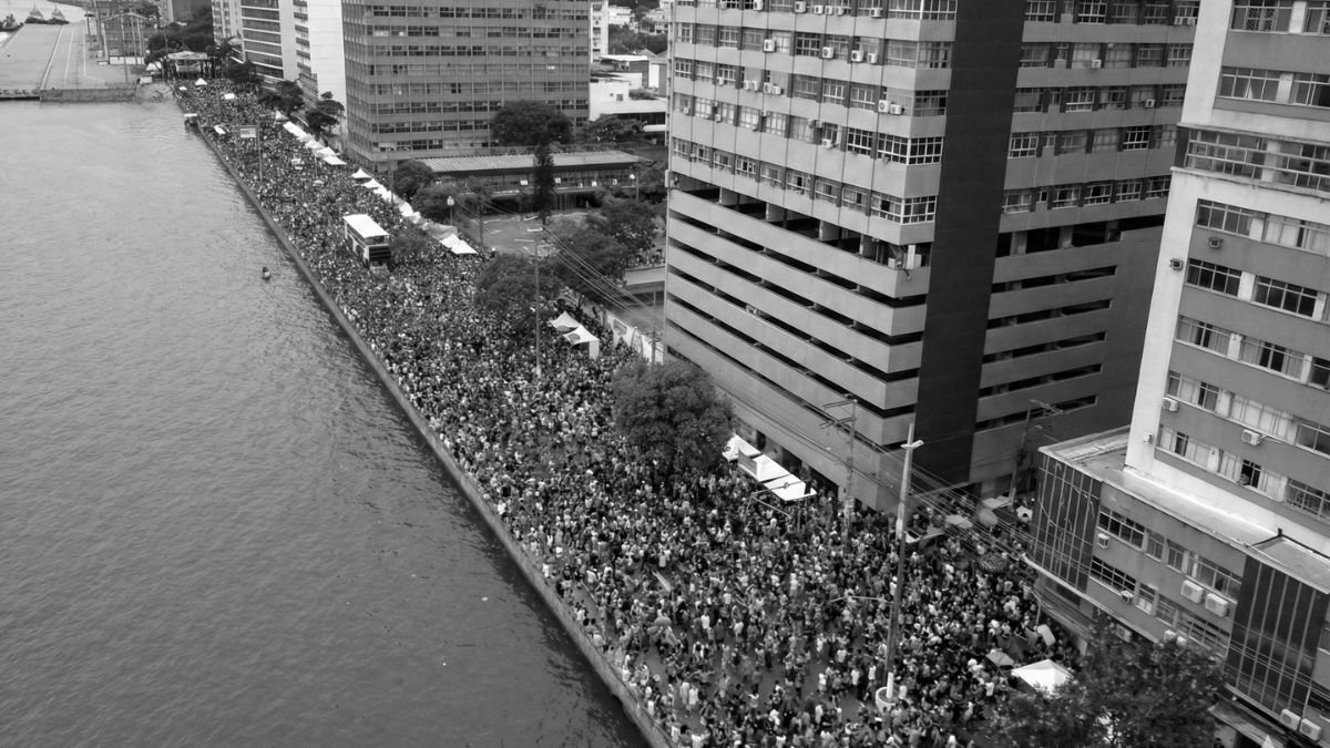 O carnaval de Vitória resiste a eles