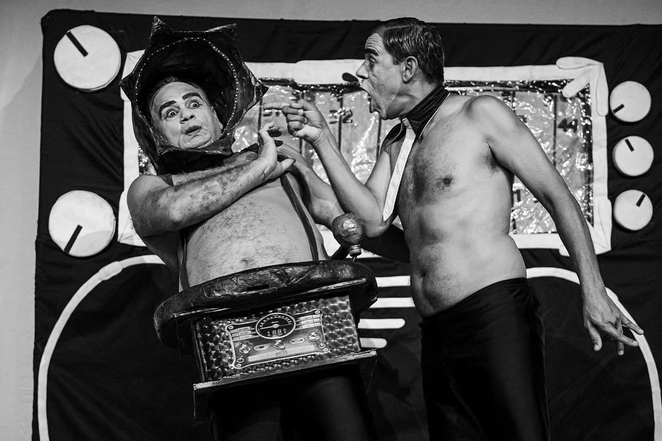 Peça ‘Vitor ou Vitrola?!’ é atração do projeto Curta a Quarta em Cariacica