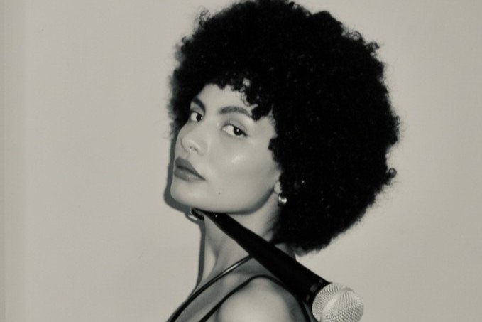 Cultura afro e shows de Sthelô, A Mesa e DJ Gegeo animam o Parque Aberto, em Vila Velha