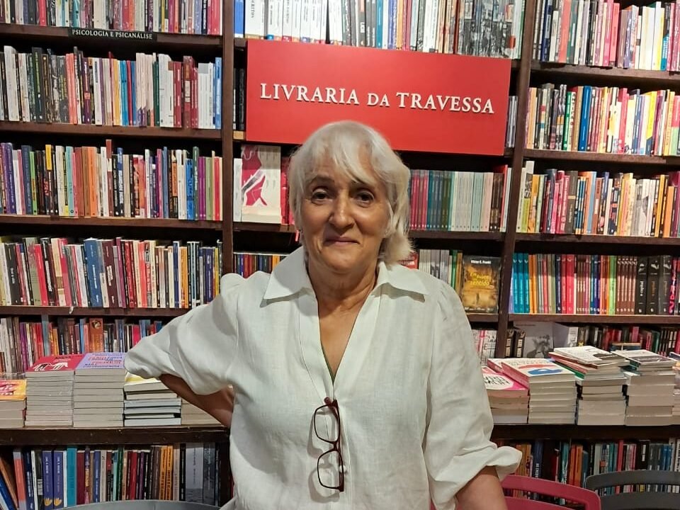 Sandra Medeiros participa de bate-papo sobre literatura e trajetória da Revista ÍMÃ em Vitória
