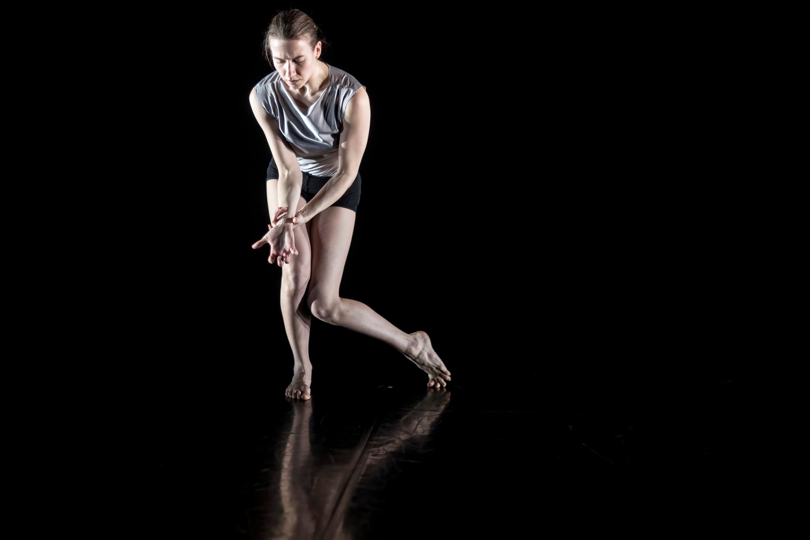Mostra internacional de dança reúne artistas do Brasil e Eslováquia em Vitória