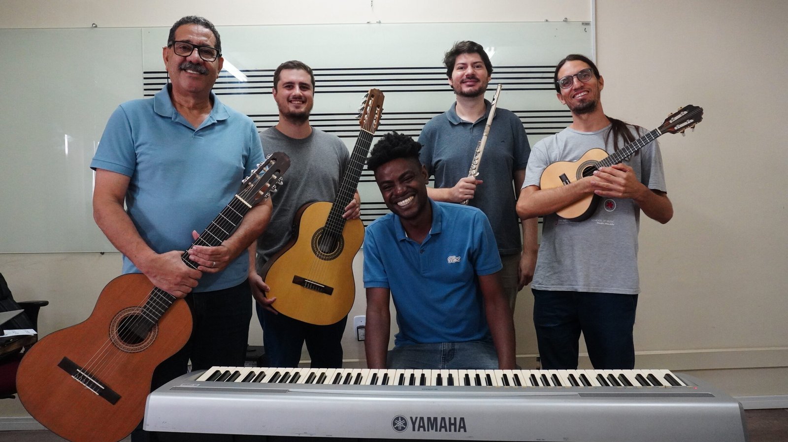 Grupo Choro Acadêmico se apresenta no projeto Som na Sexta, em Vitória