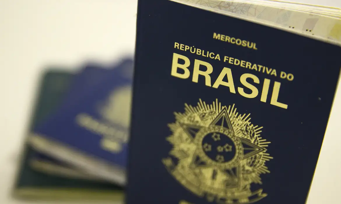 Brasil começa a exigir visto para EUA, Canadá e Austrália nesta quinta (10)