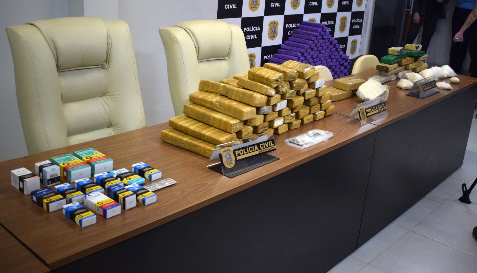 Ação contra o tráfico de drogas descobre venda ilegal de remédios tarja preta no ES