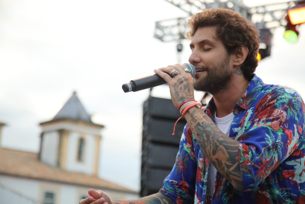 Vitória terá pré-carnaval com Jammil e Nadson o ferinha em Camburi neste sábado (1)