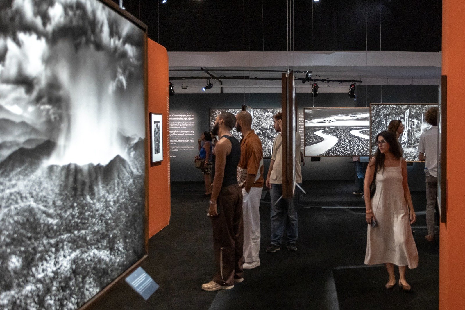 Visitação de ‘Amazônia’, de Sebastião Salgado, entra em reta final no Cais das Artes
