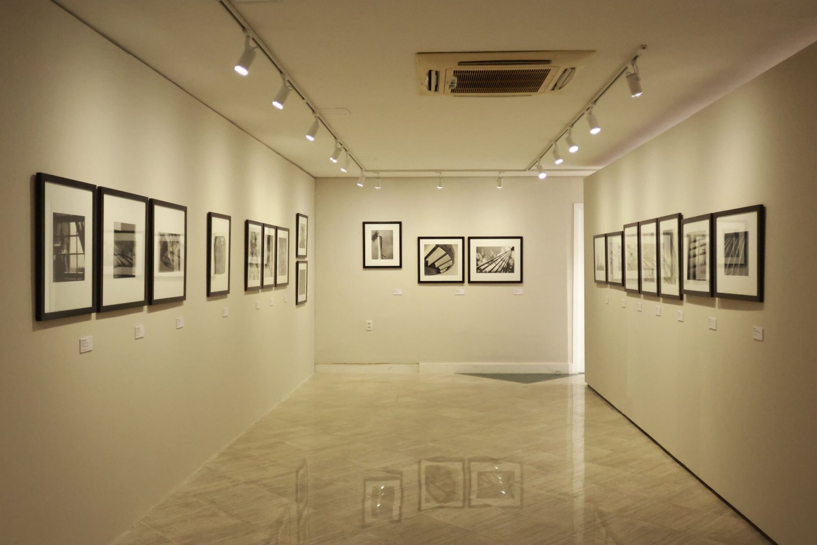 Galeria Gabinete oferece visitas guiadas gratuitas à exposição ‘Moderna para Sempre’