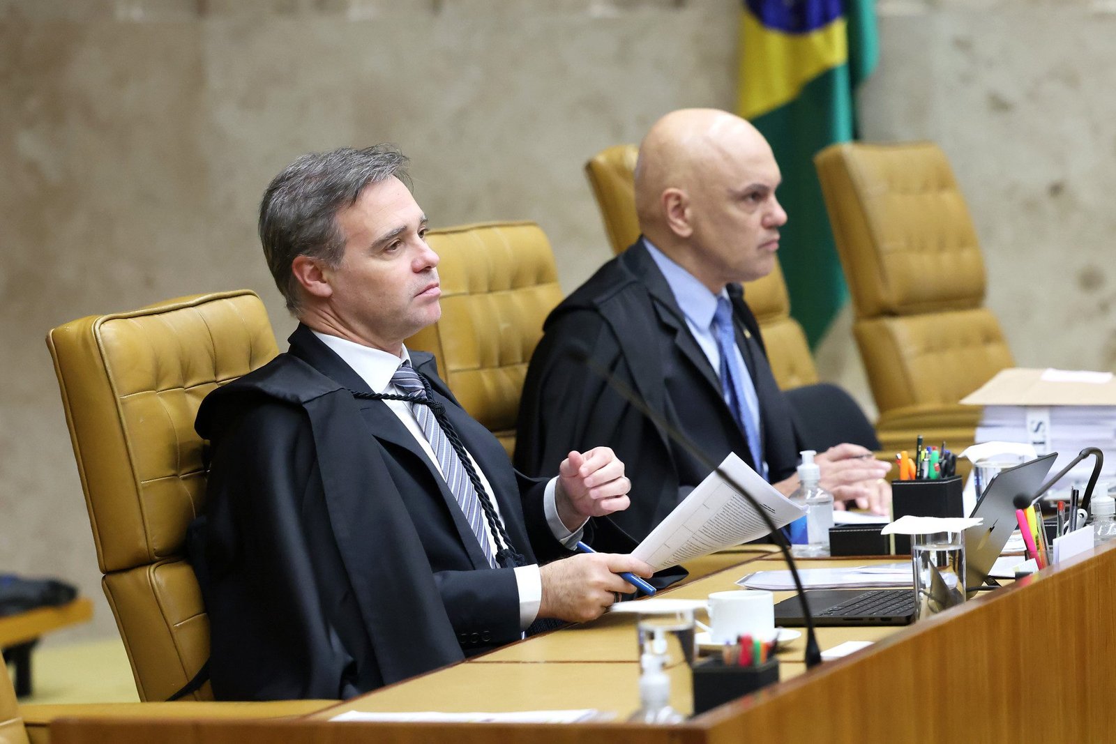 Os estabelecidos e os outsiders no STF: disputa entre institucionalidade e ruptura