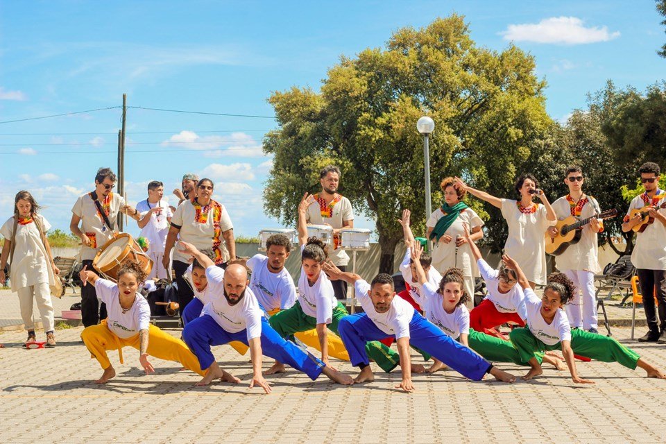 Grupo de dança leva folclore e cultura do Espírito Santo para festival no Paraná