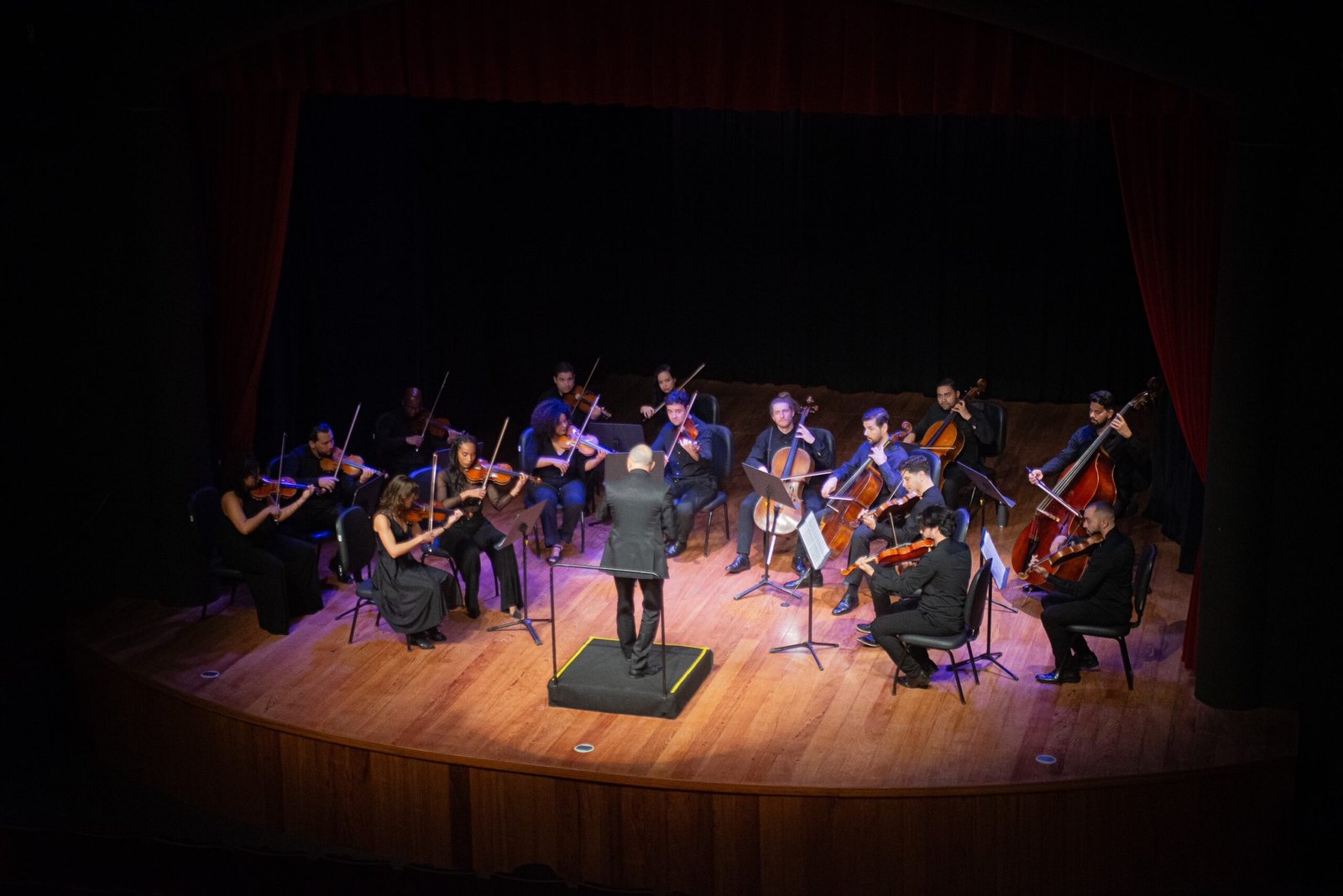 Camerata Sesi apresenta concerto “Não Deixe o Samba Morrer” em Vitória
