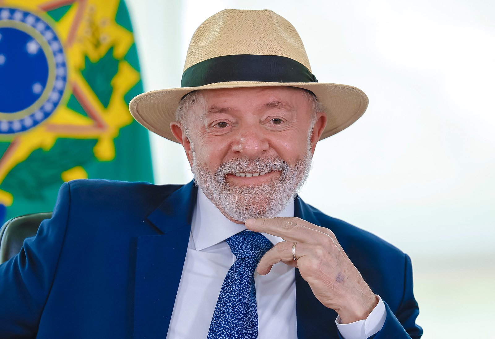 Lula bate Tarcísio, Gusttavo Lima, Eduardo Bolsonaro e Marçal em simulações de 2026