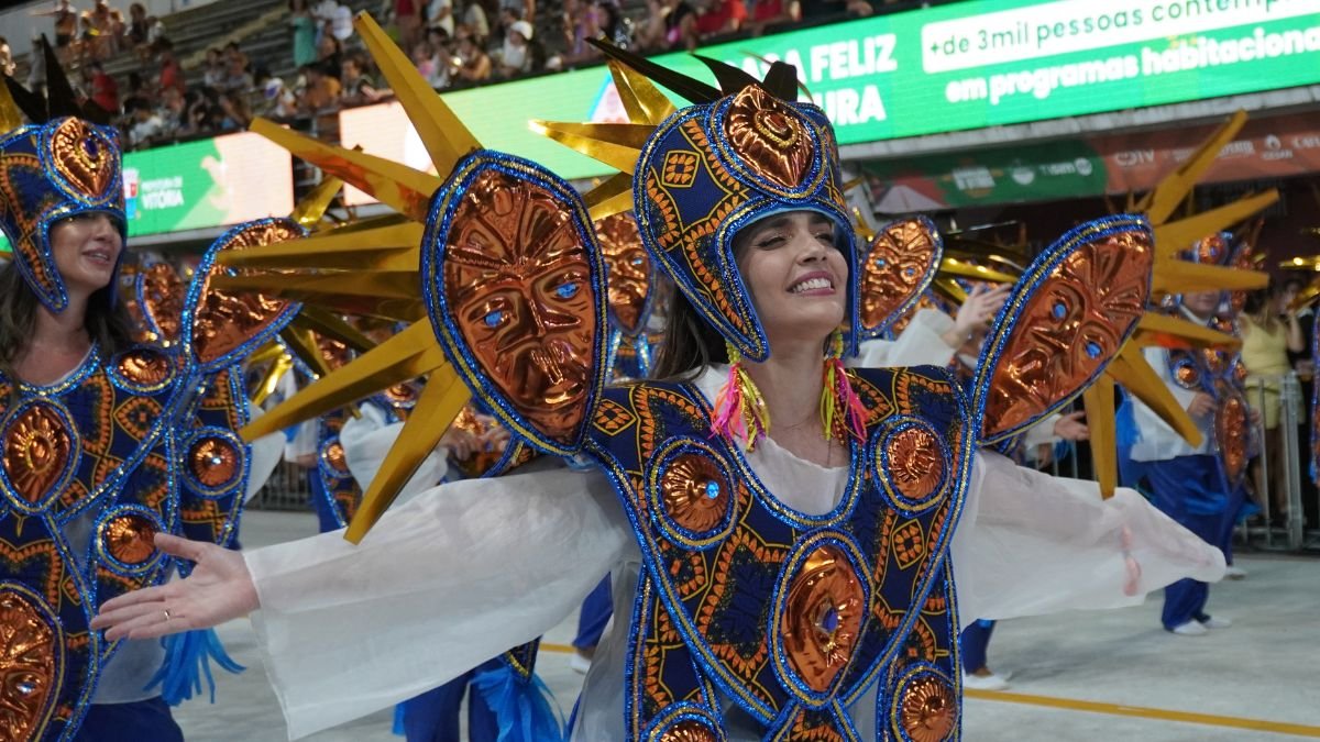 Carnaval de Vitória 2026: saiba como foi a 2ª noite de desfiles do Grupo Especial