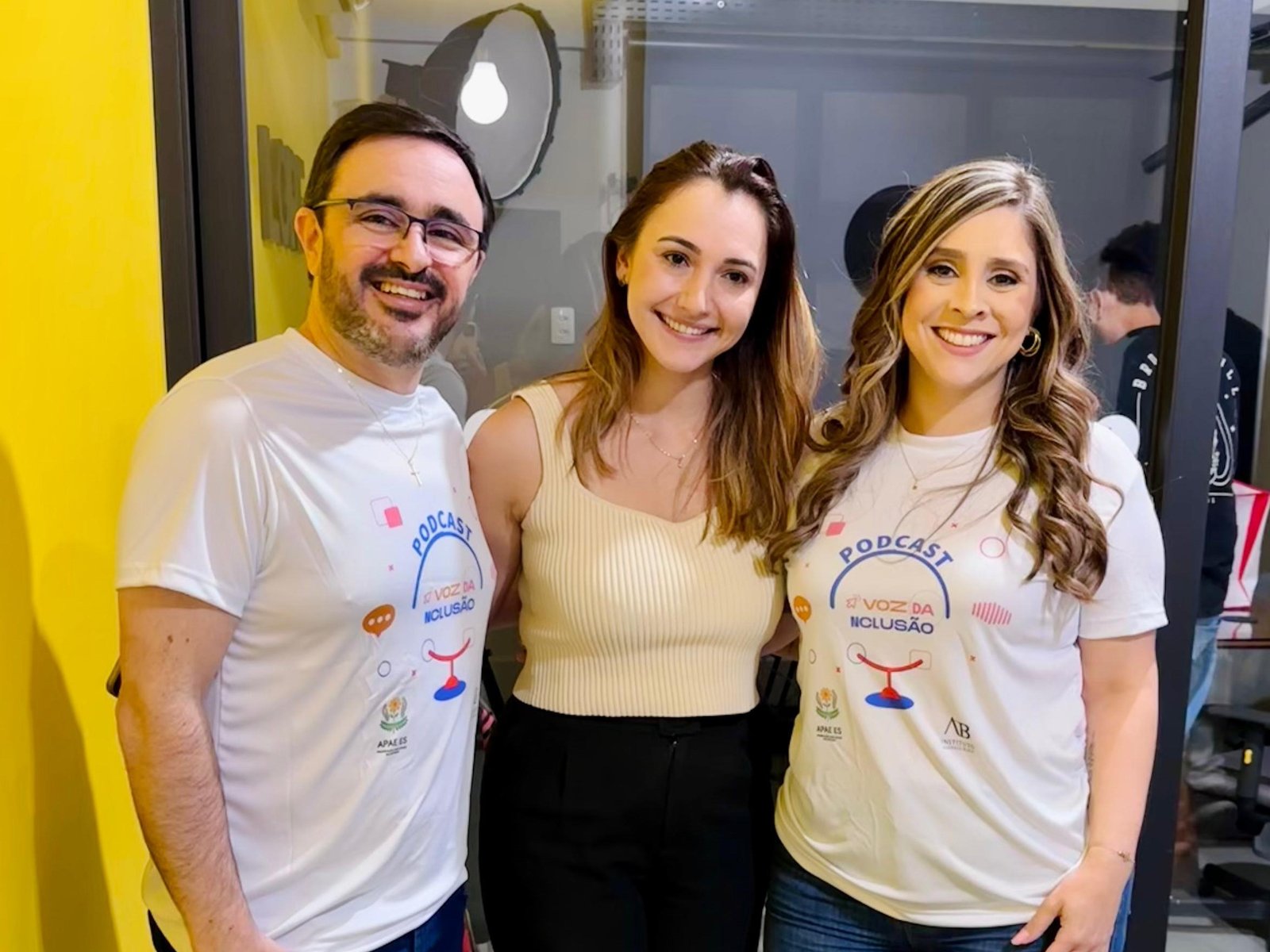 Podcast Voz da Inclusão discute saúde e direitos de pessoas com deficiência