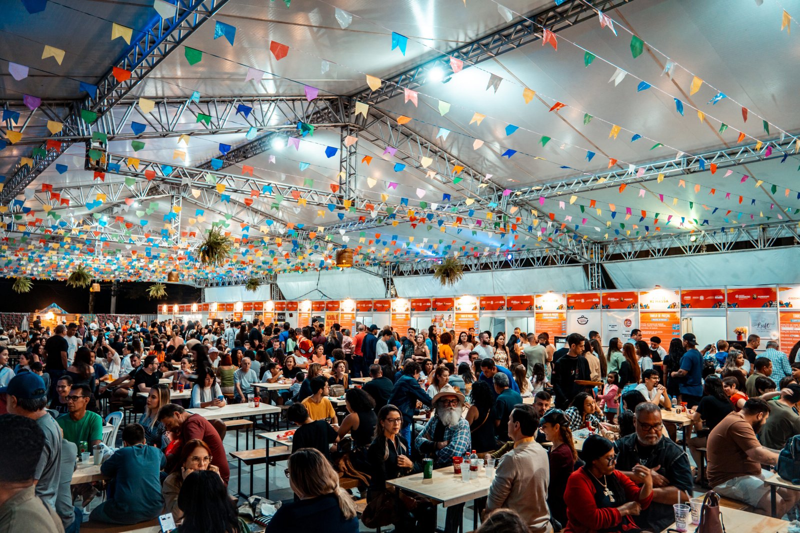 Festival de forró à beira-mar terá quatro dias de shows gratuitos em Guarapari