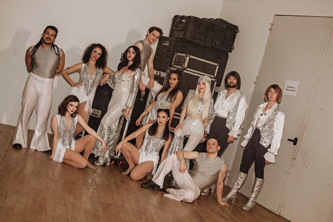 Vitória recebe o espetáculo ‘ABBA Experience In Concert’ no Teatro Sesc Glória